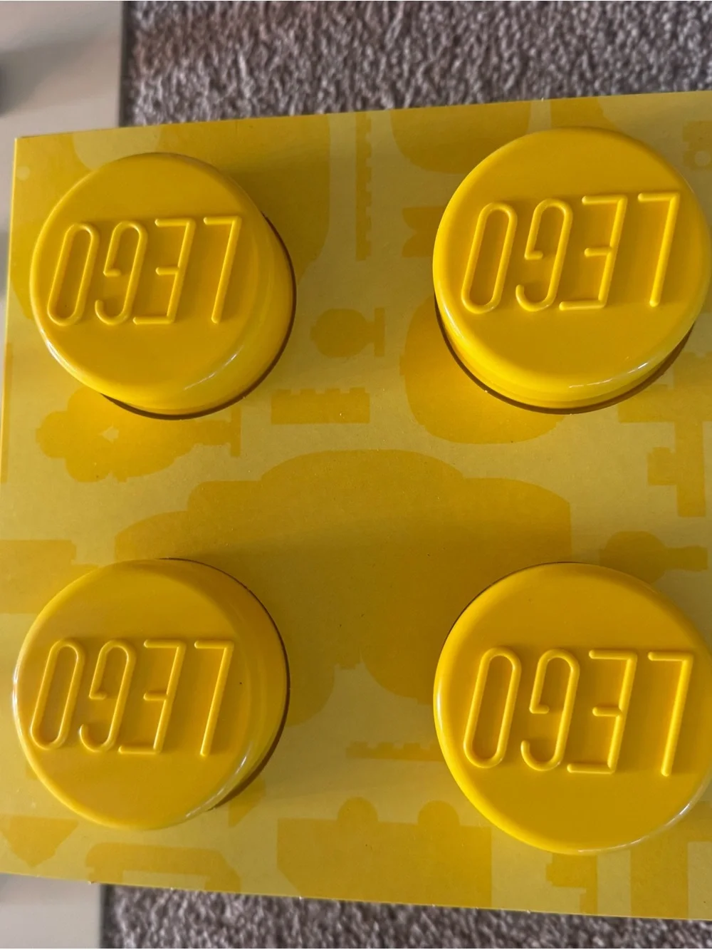 LEGO Storage Brick 4 knobs - yellow